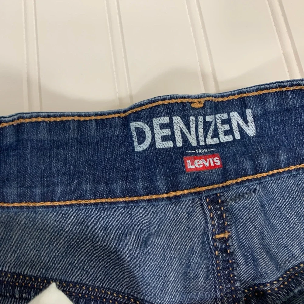 LEVI’S Denizen High -Rise Stretch Blue SHORTS - Picture 3 of 5